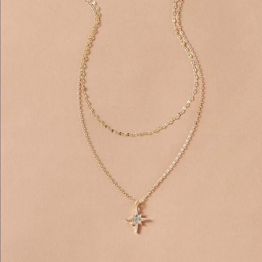 • Lilith • Layered Star Necklace - Picture 2 of 4